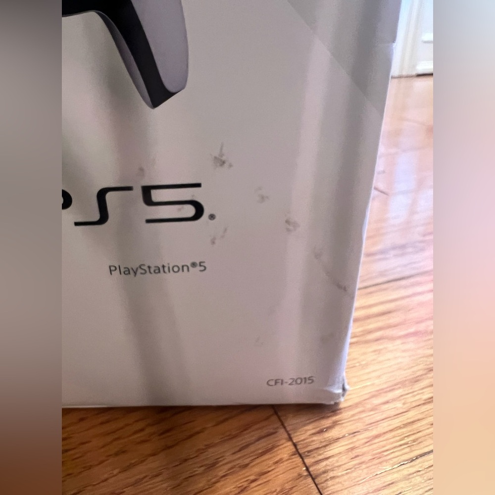New Item! Sealed Box! Sony PS5 Console - Black and White 1TB CFI-2015 - Picture 13 of 16